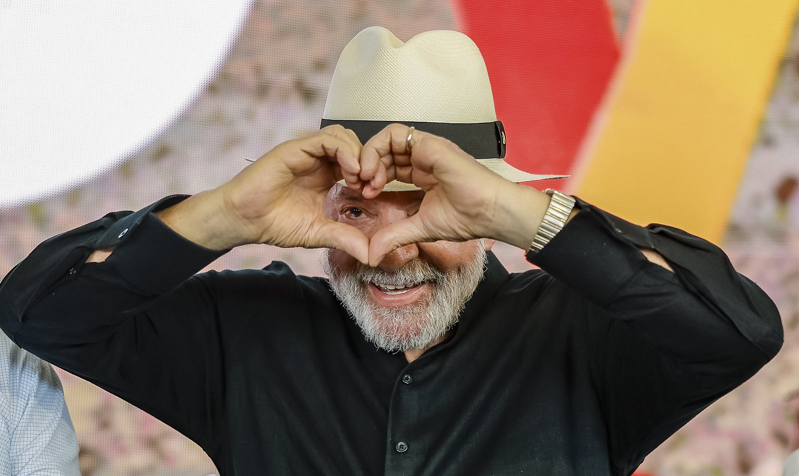 24.05.2025 - Cerimônia de lançamento do Programa Solo Vivo e de entrega de Máquinas Agrícolas