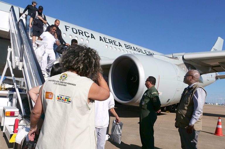 MP libera R$ 14 milhões para missão de apoio a brasileiros deportados