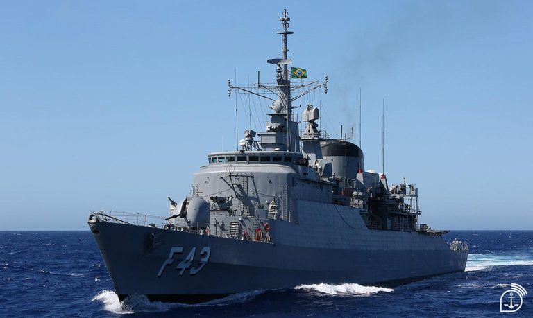 Fragata Brics.jpg Fragata Brics.jpg