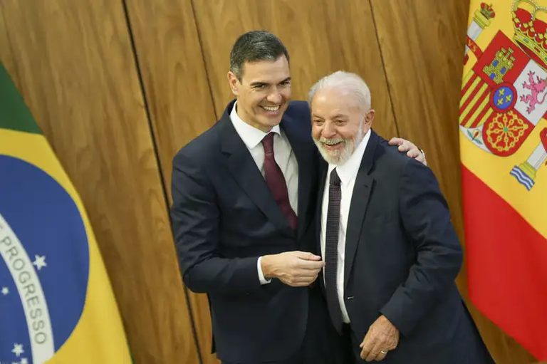 lula_sanchez2.webp lula_sanchez2.webp