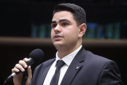 Comissão aprova inclusão de mototaxista e motoboy em políticas públicas de mobilidade urbana