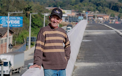 jardineiro.jpg Jardineiro Blumenau