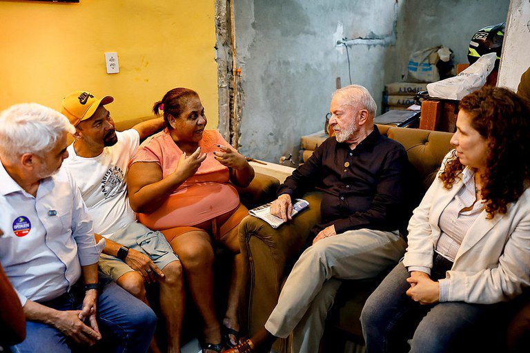 lula com esther e humberto.jpeg lula com esther e humberto.jpeg
