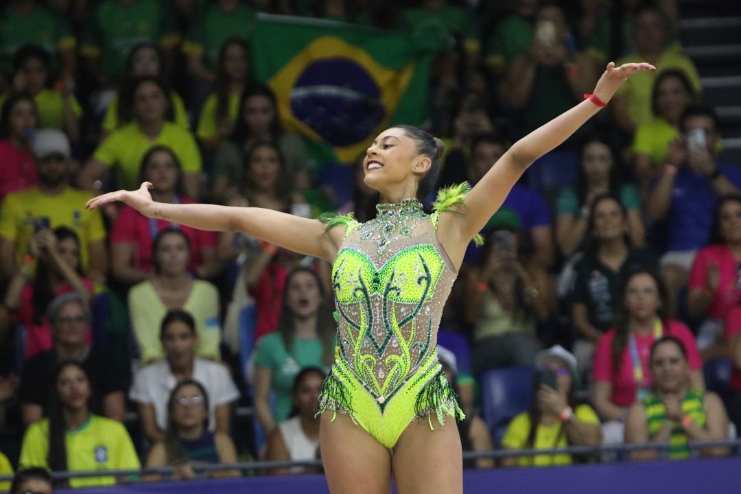 A ginasta Bárbara Domingos, a Babi, conquistou a melhor classificação do Brasil, no individual, com o nono lugar, no Rio. Foto: Mariana Raphael/MEsp