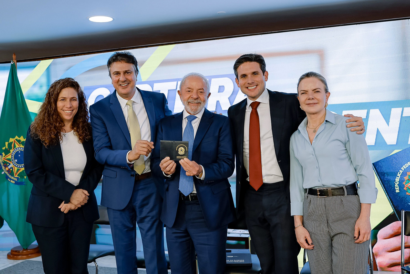 11.09.2025 – Cerimônia de sanção do PL n. 41/2025, que autoriza a criação da Carteira Nacional Docente – CND