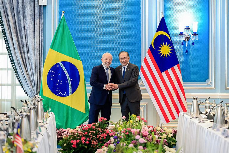 Lula Malasia 2.jpg Lula Malasia 2.jpg