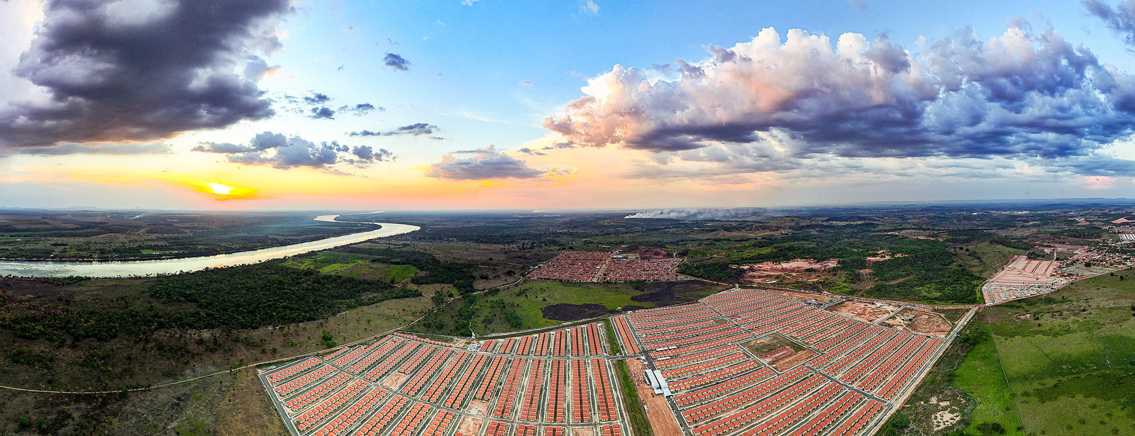 06.10.2025 – Visita e cerimônia de entrega de 2.837 unidades habitacionais do programa Minha Casa, Minha Vida (MCMV)