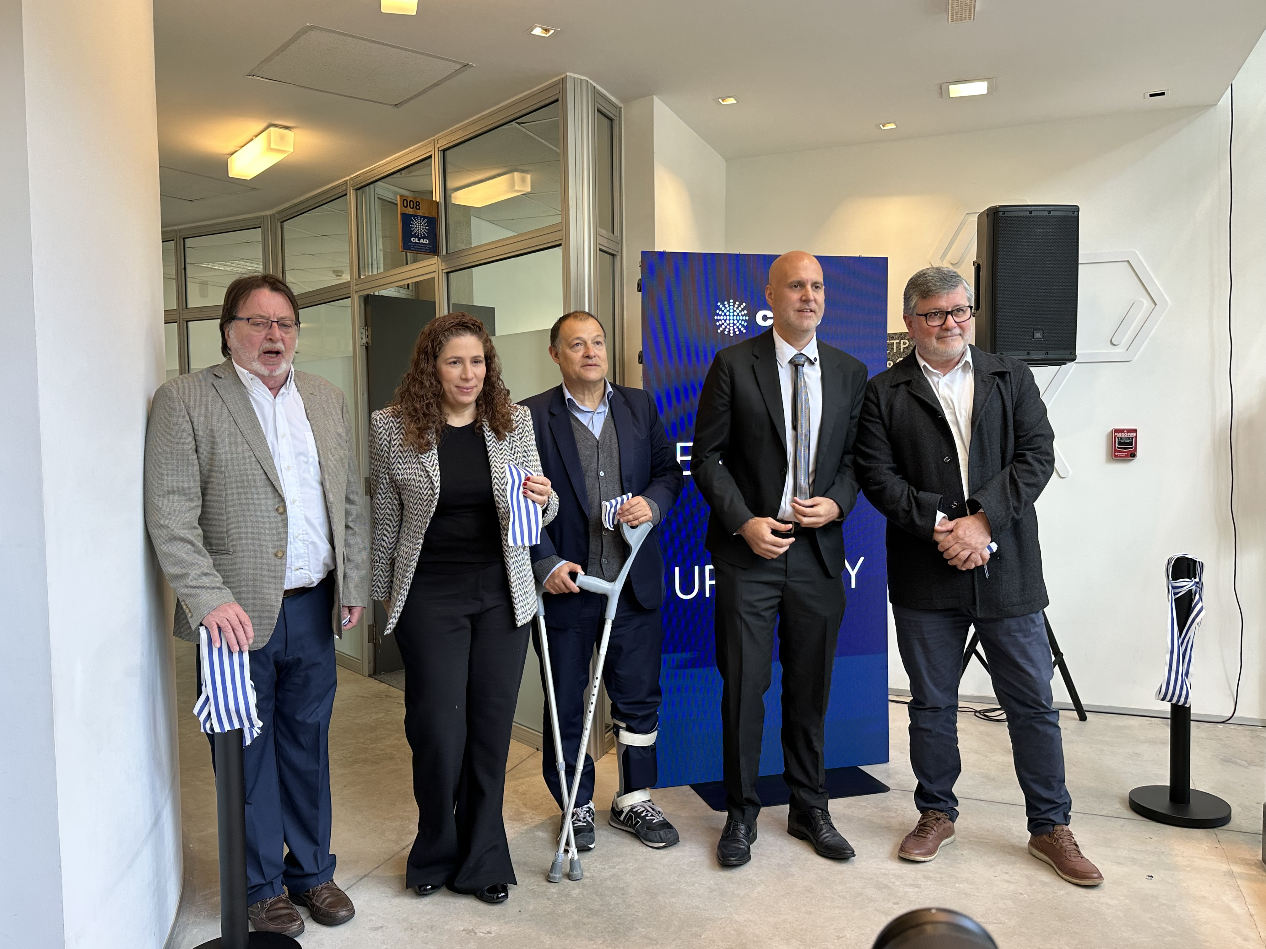 Durante a missão no Uruguai, a ministra Esther Dweck participou da inauguração do escritório sub-regional do CLAD, marco da ampliação da cooperação latino-americana. Foto: Grazielle Machado/MGI
