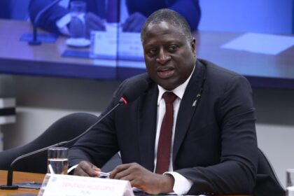 Comissão debate denúncias de violações de direitos humanos no Programa Mais Médicos