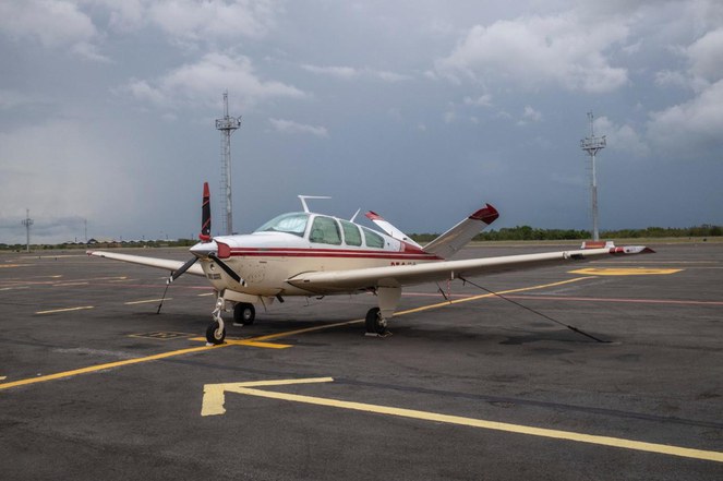 Aeronave de pequeno porte interceptada pela Anac foi apreendida no início deste mês durante ação de inteligência que apreendeu 51 kg de ouro | Foto: Bruno Mancinelle / Casa de Governo